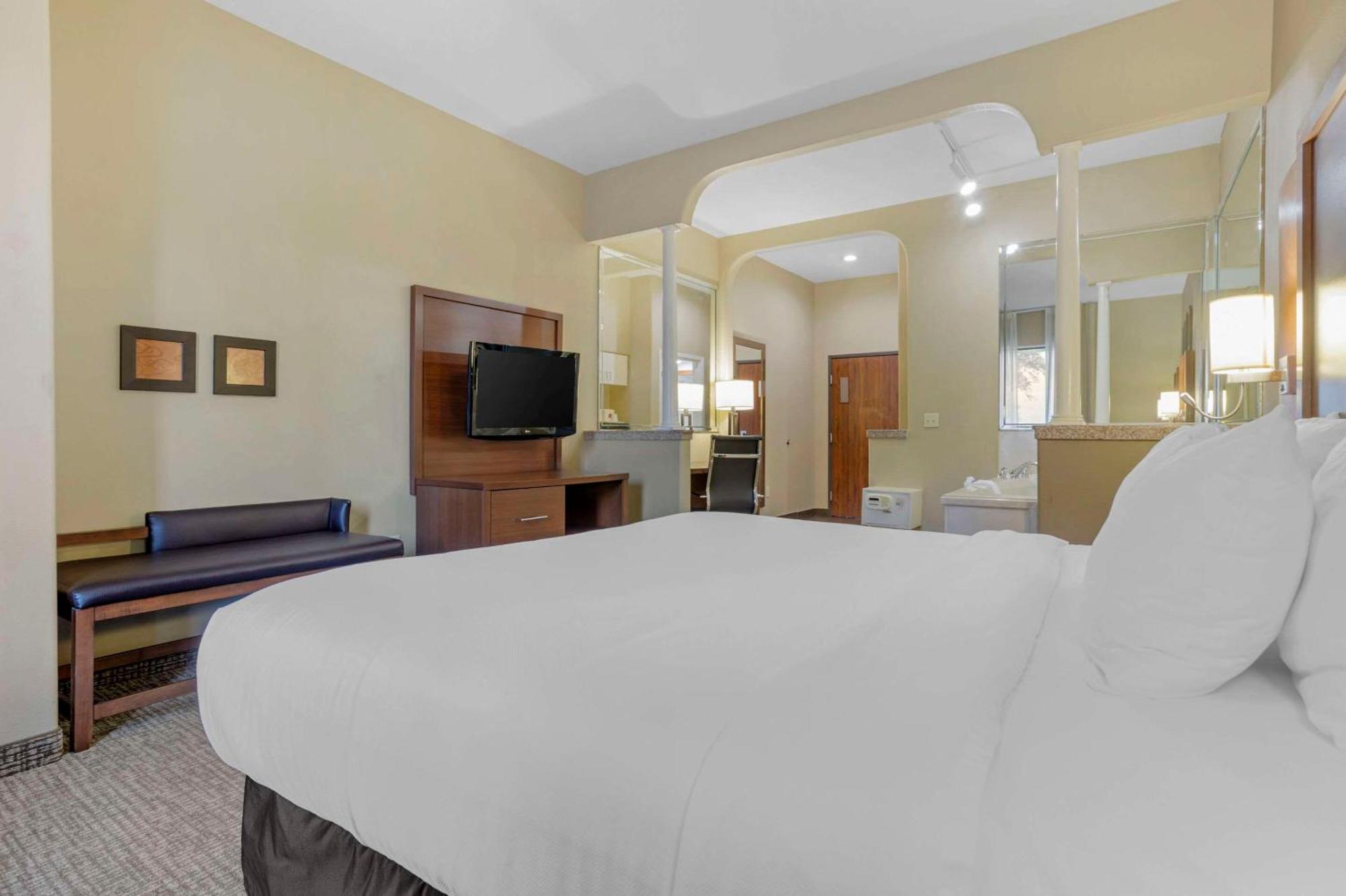 Comfort Suites Houston Nw - Vintage Park Экстерьер фото