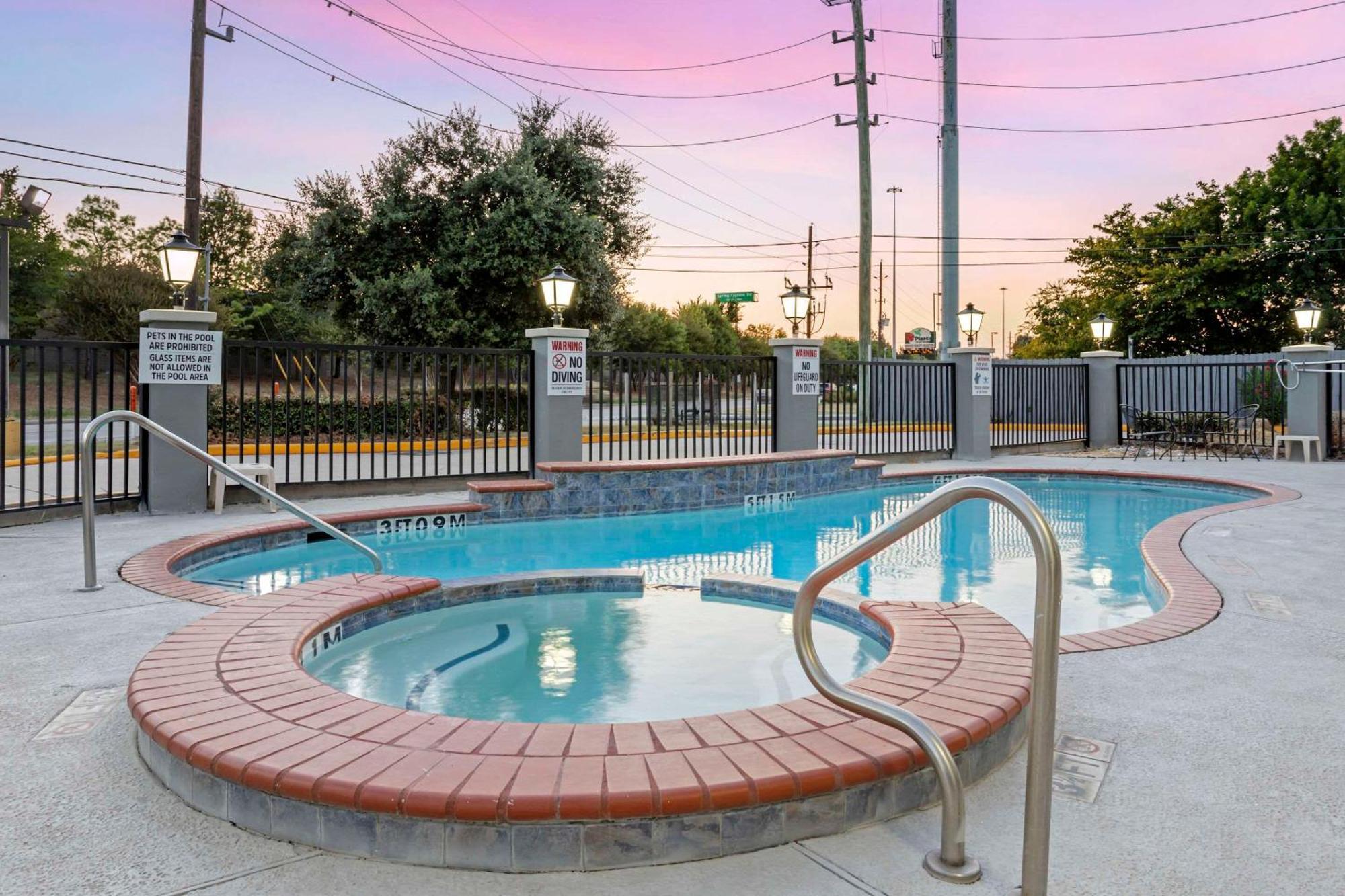 Comfort Suites Houston Nw - Vintage Park Экстерьер фото